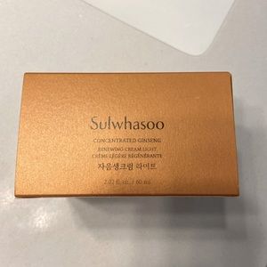 Sulwasoo Concentrated Ginseng Renewing Cream Light